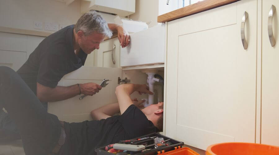 Expert burst pipe repair services in Southside, TN